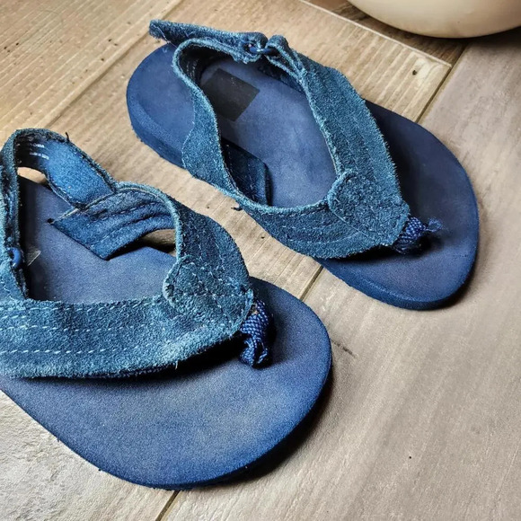 Baby Gap Surf Sandals, Elysian Blue, Size 5/6 - Picture 5 of 6
